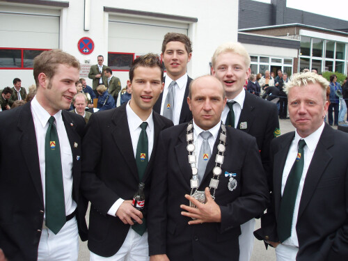 2006